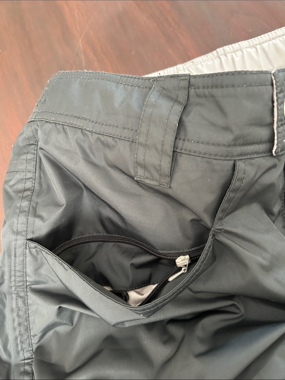 Betty Rides Black Insulated Ski Snowboard Pants Vented Women's Size S - Picture 15 of 16